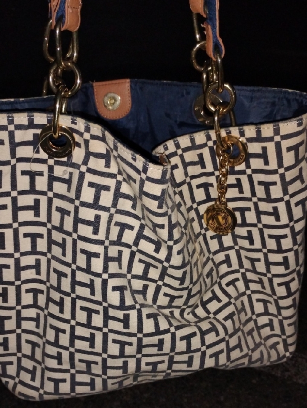Tommy Hilfiger Navy and White Logo-Print Tote with Gold Charm